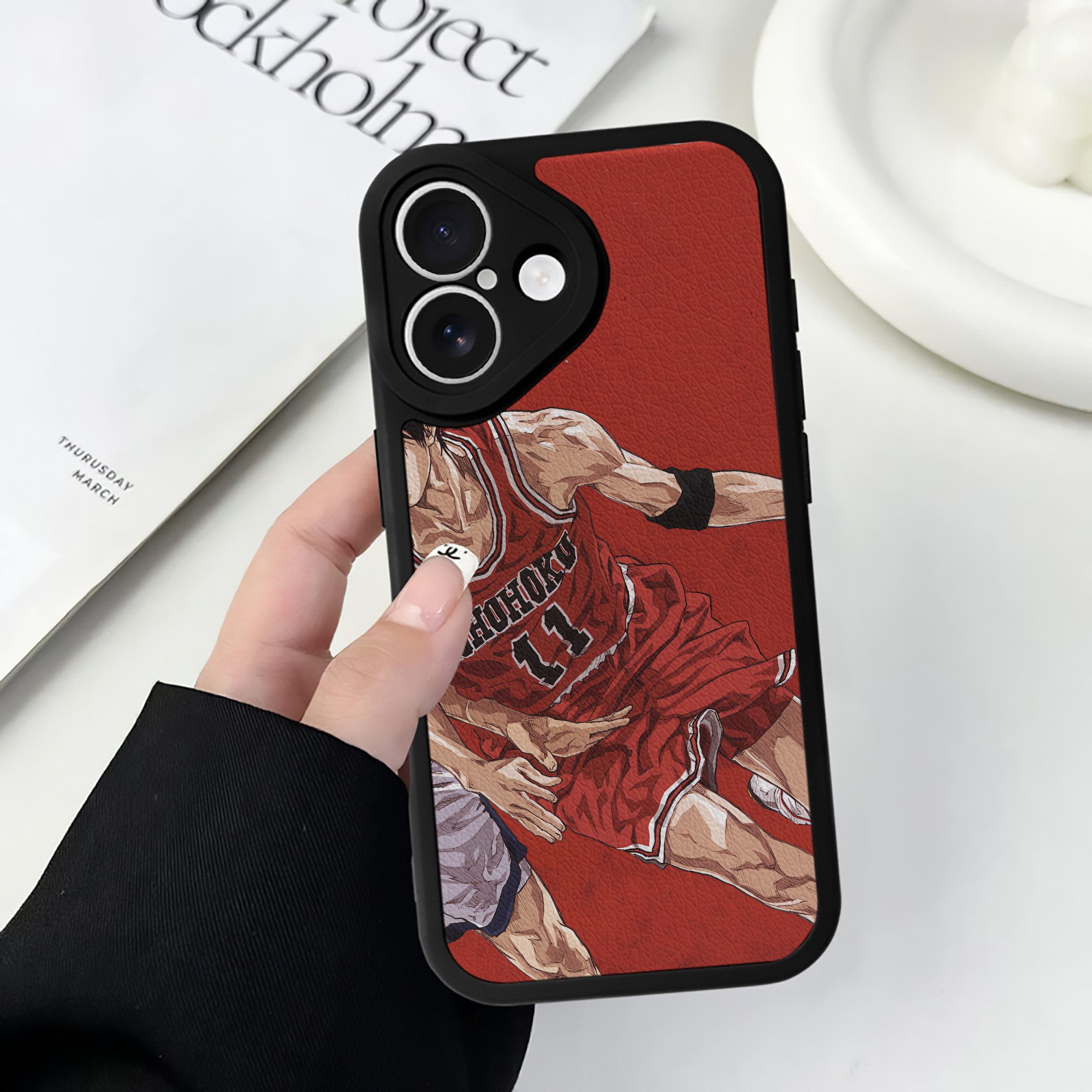 （画像用） SLAM DUNK／スラムダンク 【iPhone 16シリーズ対応】シリコンスマホケース（レザー調） 材質：シリコン